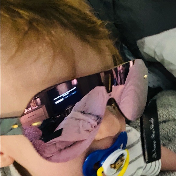 Meet your Posher, Dani - Picture 3 of 3